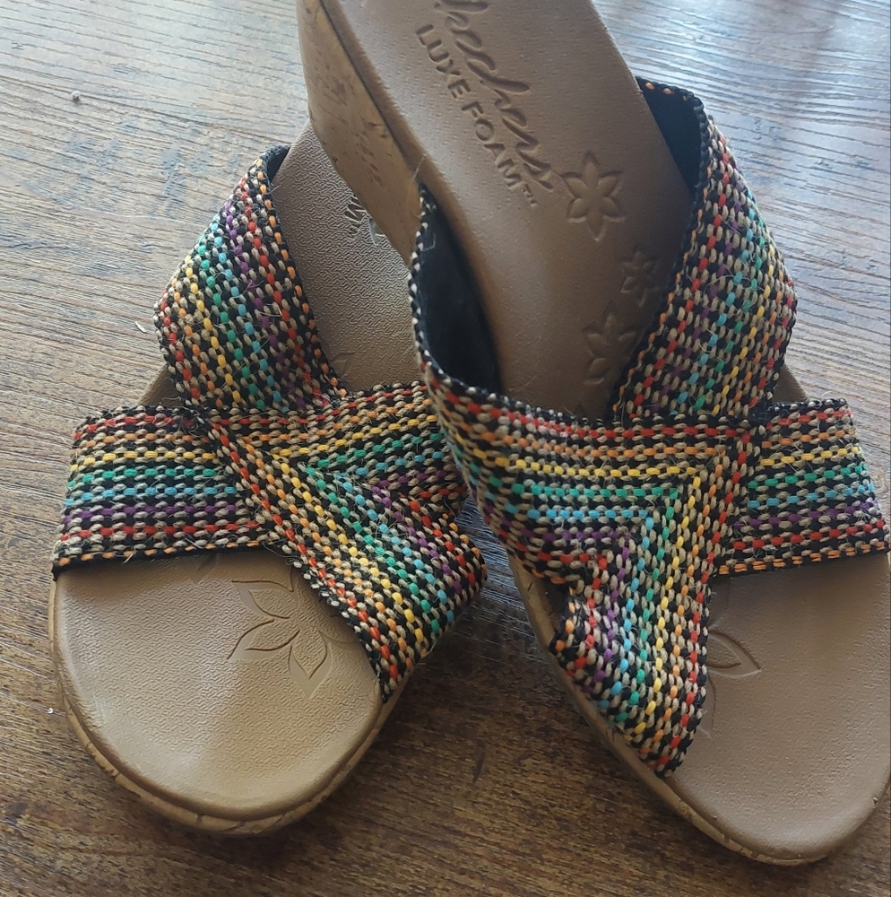 Colorful Woven Sandals Skechers Luxe Foam
